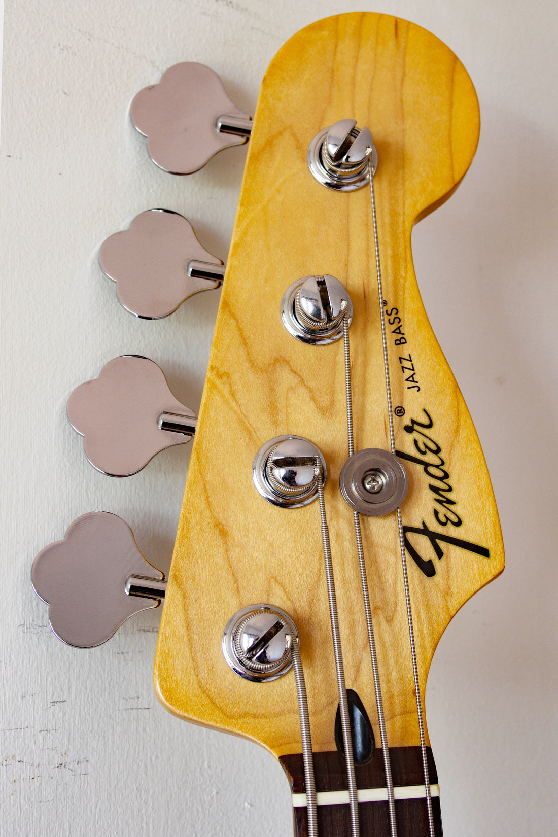 Fender Standard Jazz Bass Olympic White 2010