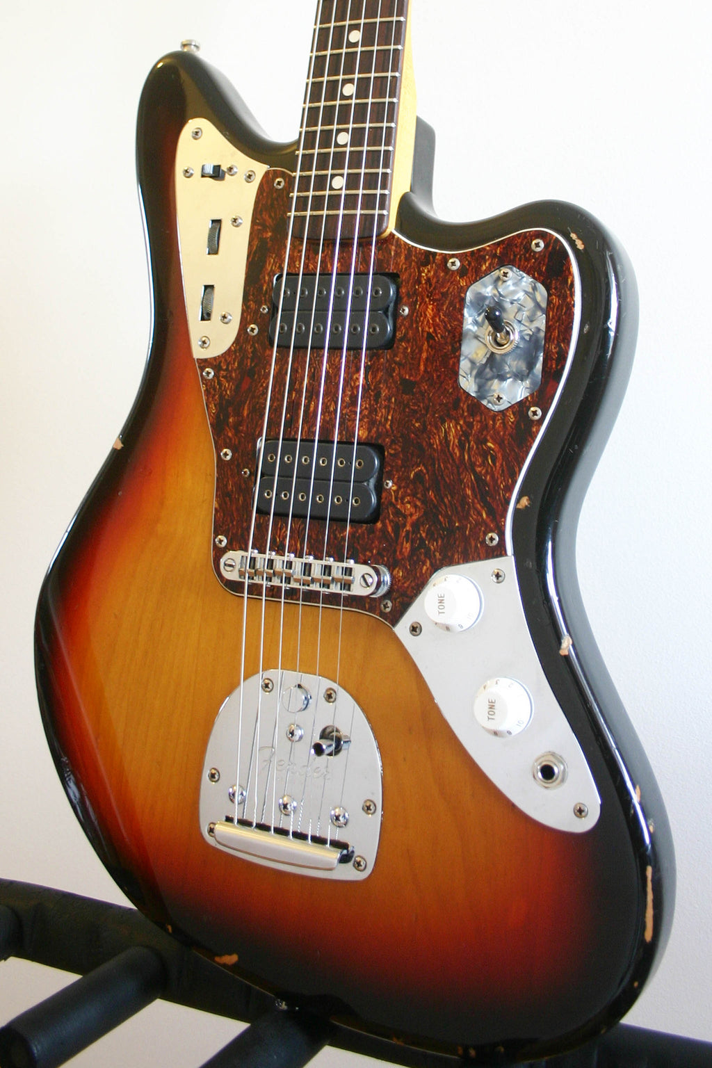 Used Fender Jaguar HH Reissue Kurt Cobain Mods