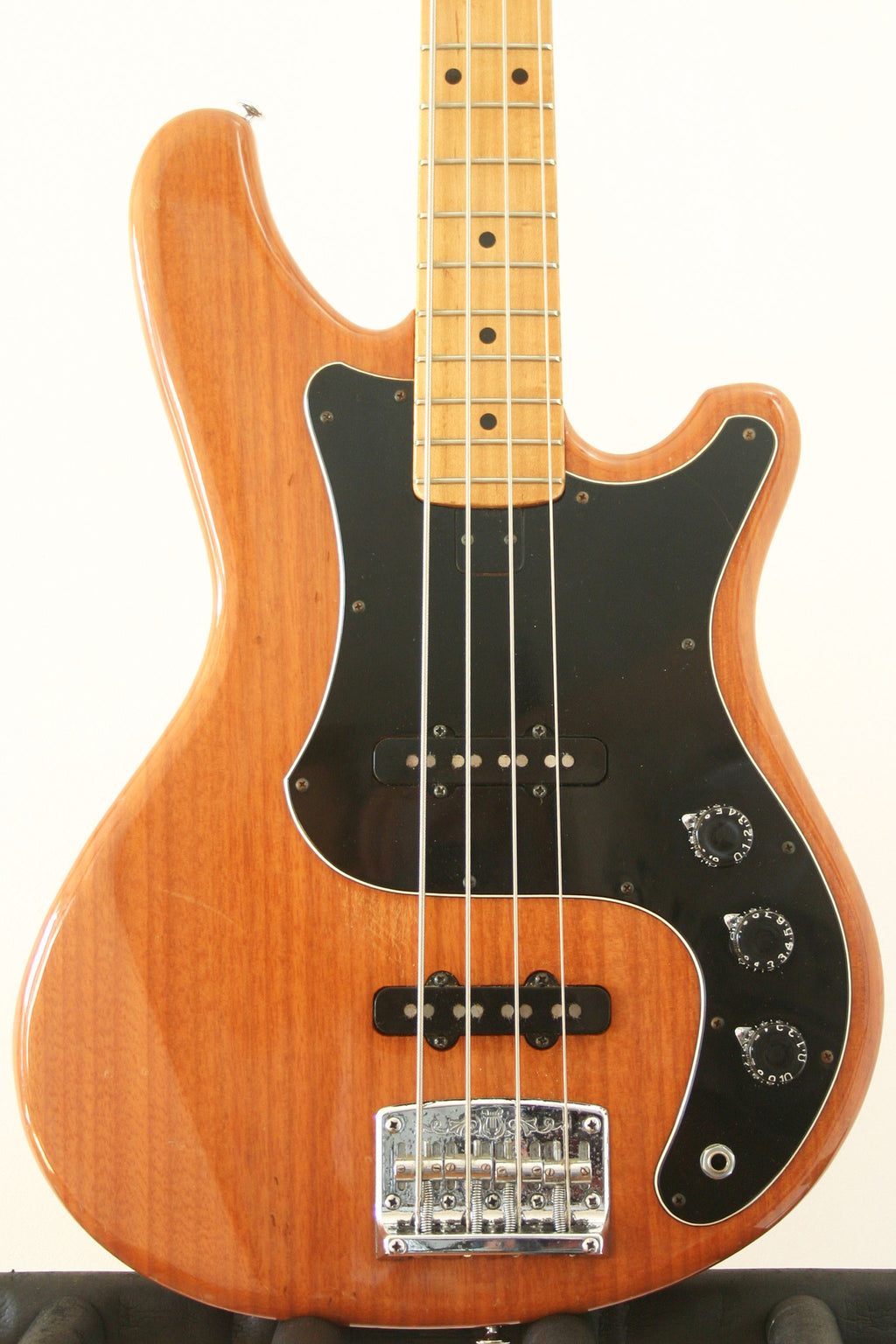 Used Yamaha SB600 Super Bass Natural Nato 1977