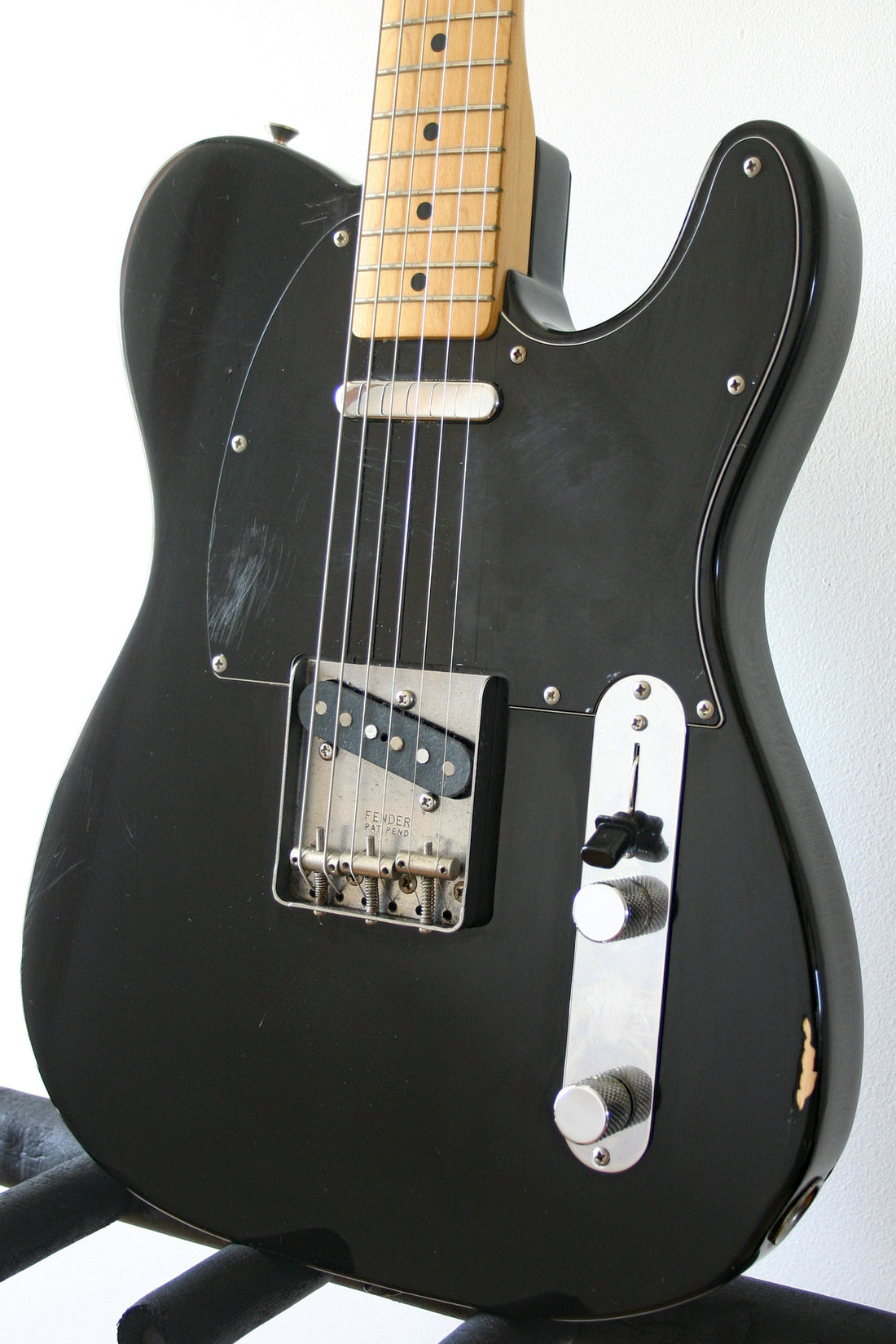 Used Fender Telecaster '72 Reissue black-on-black 1984-87