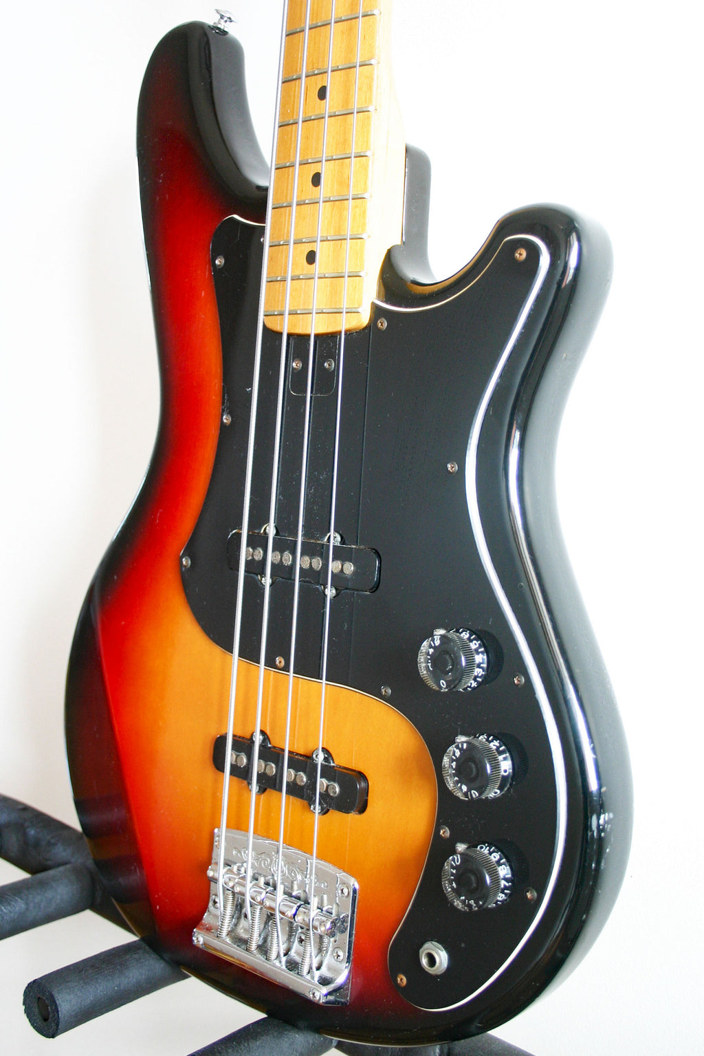 Used Yamaha SB600 Super Bass Sunburst 1978