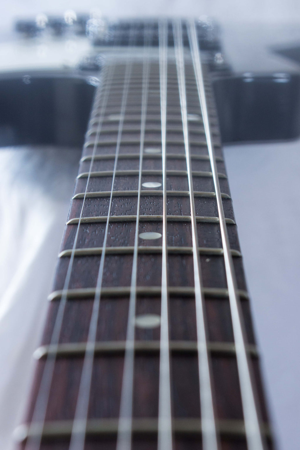 Gibson '76 Explorer Ebony 2008