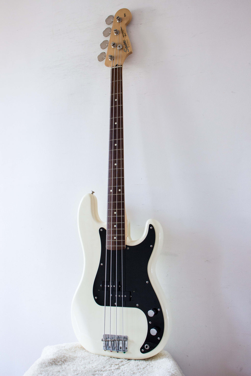 Squier MIJ Silver Series Precision Bass SPB33 Olympic White 1993