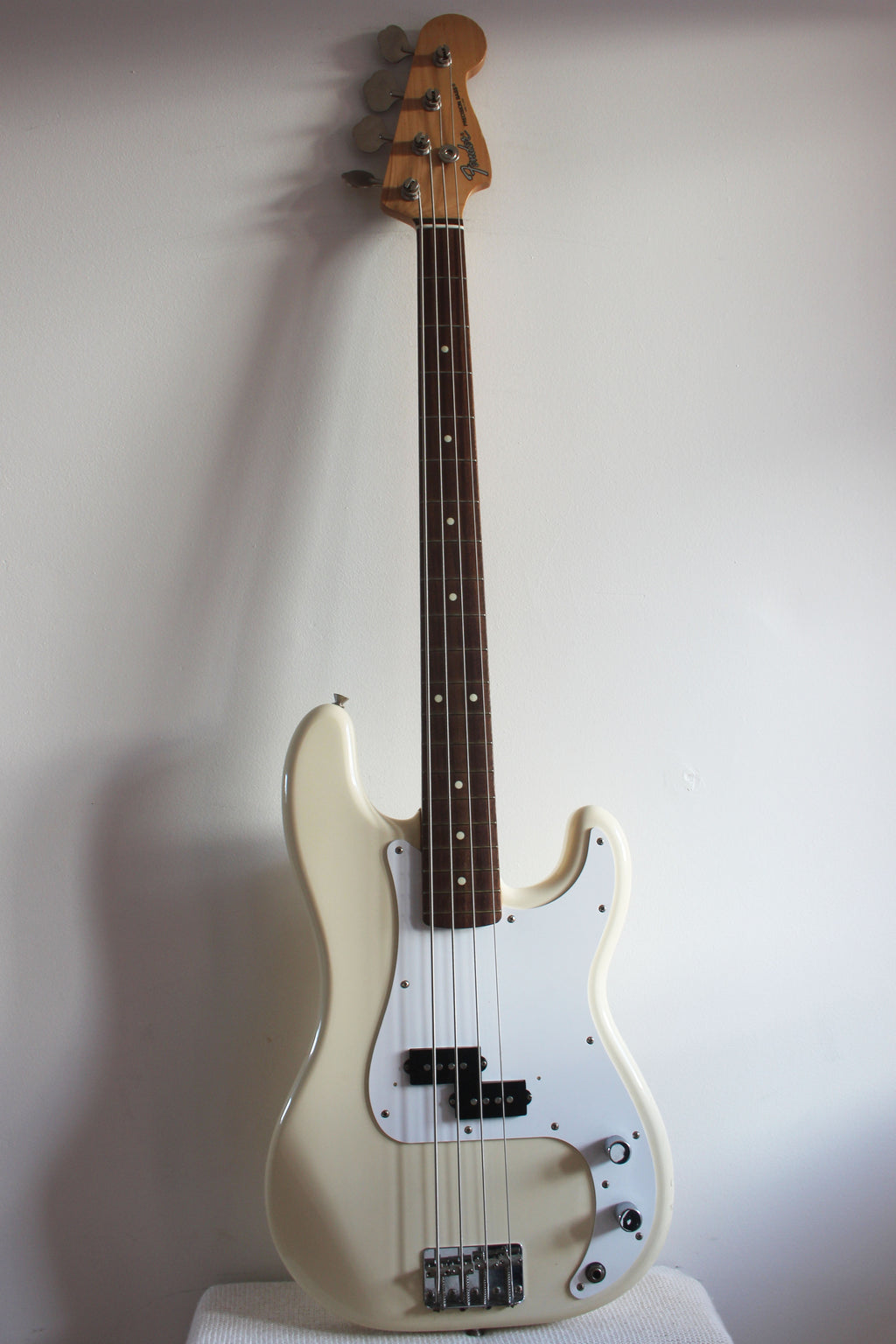 Used Fender Precision Bass PB43 Vintage White