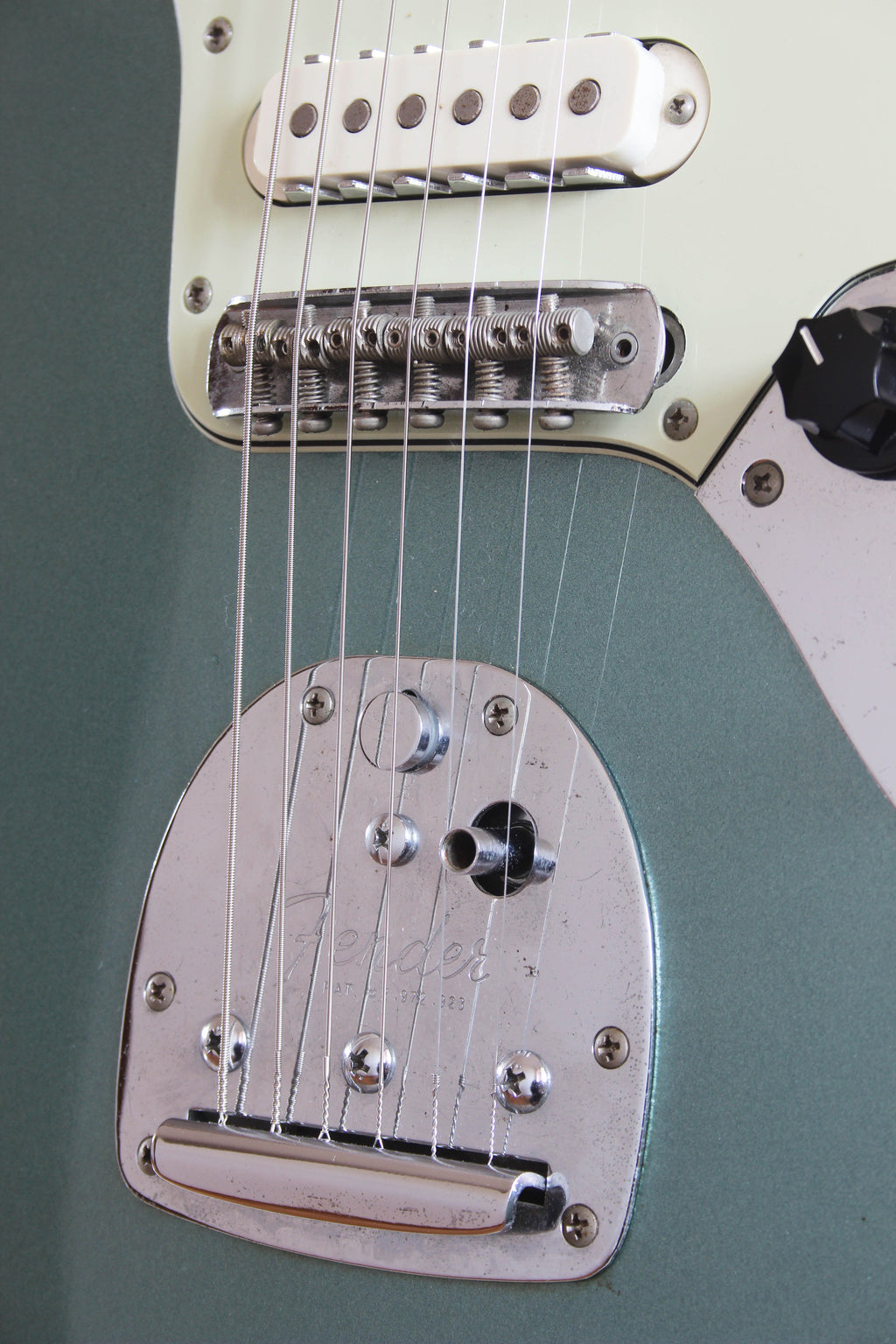 Used Fender Jaguar '66 Reissue Faded Ice Blue