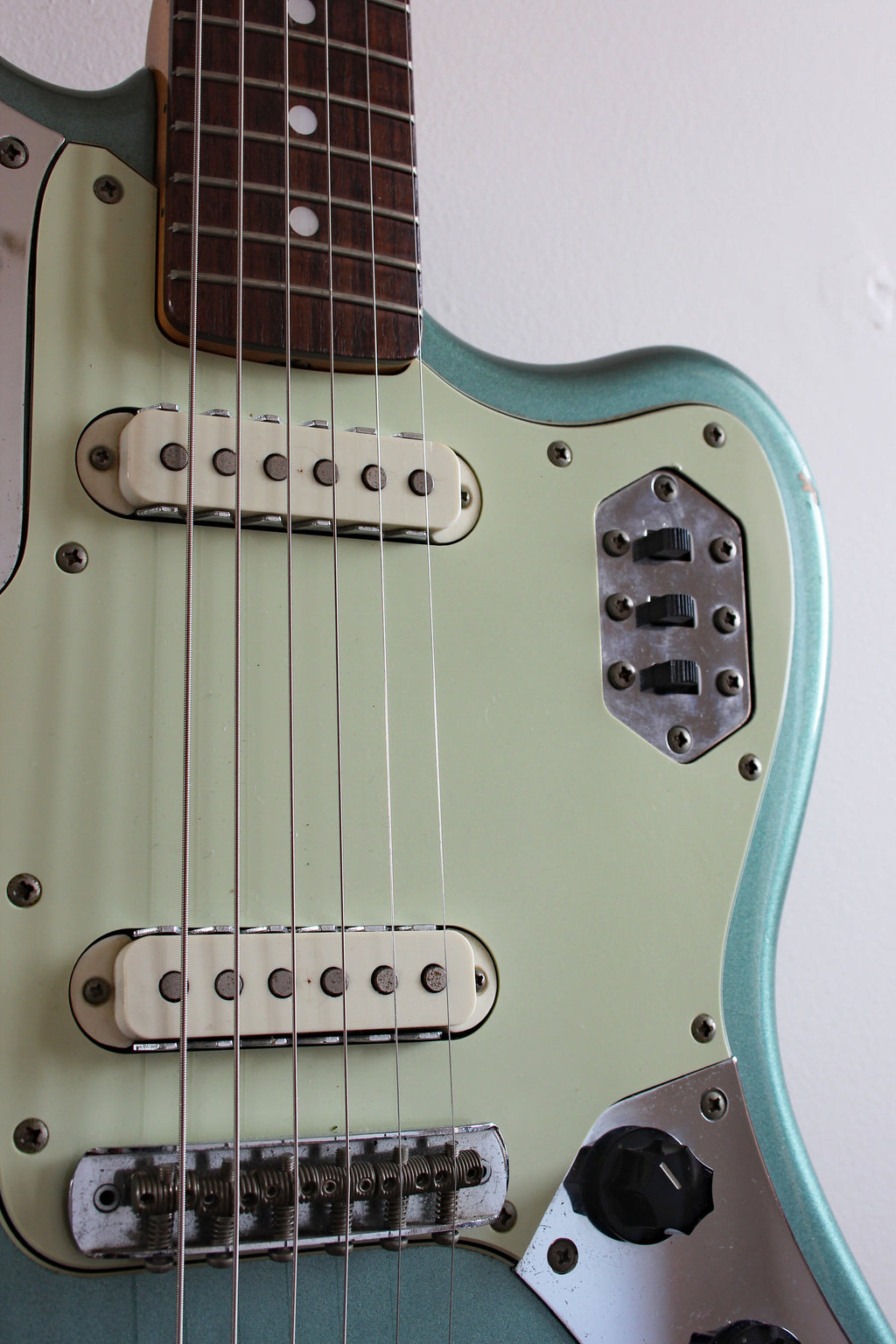 Used Fender Jaguar '66 Reissue Faded Ice Blue