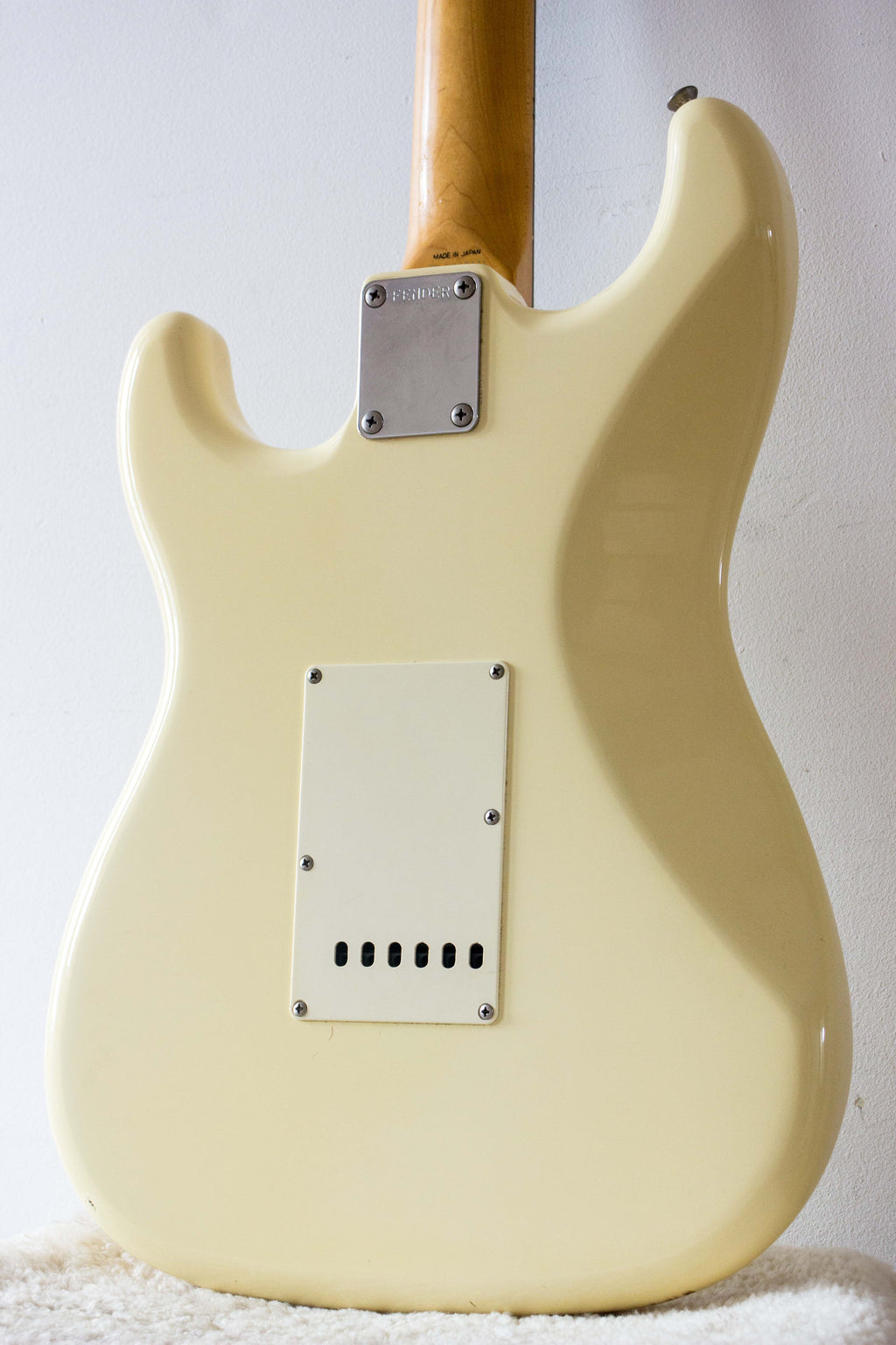 Fender Japan '62 Stratocaster ST62-55 Vintage White 1986