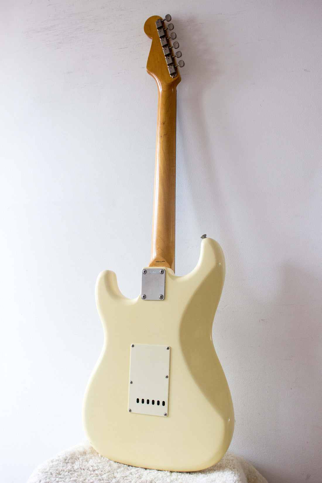 Fender Japan '62 Stratocaster ST62-55 Vintage White 1986