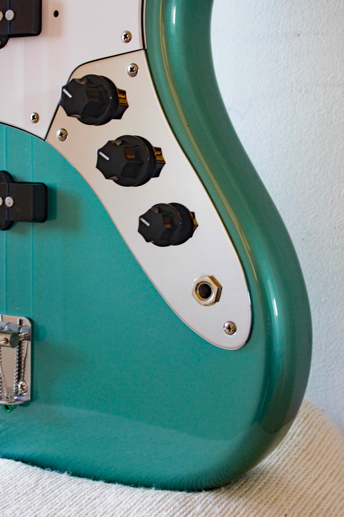 Fender Japan '62 Reissue Jazz Bass JB62-58 Ocean Turquoise Metallic 2006-08