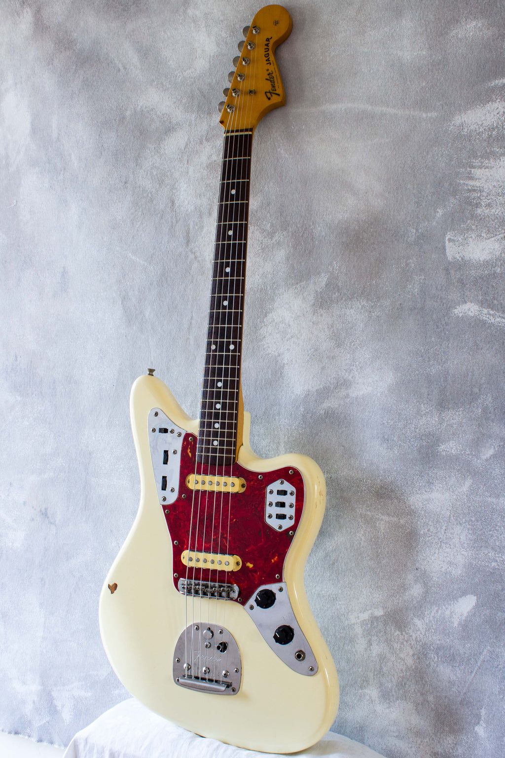 Fender Japan Jaguar JG66-75 Vintage White 1993