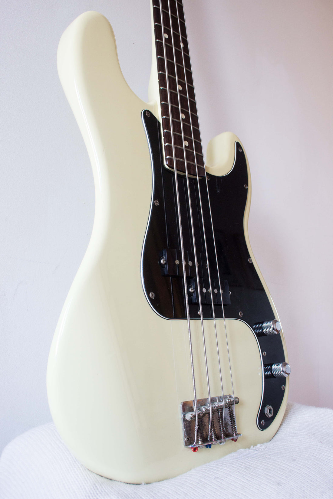 Yamaha PB400RA Pulser Bass White 1986