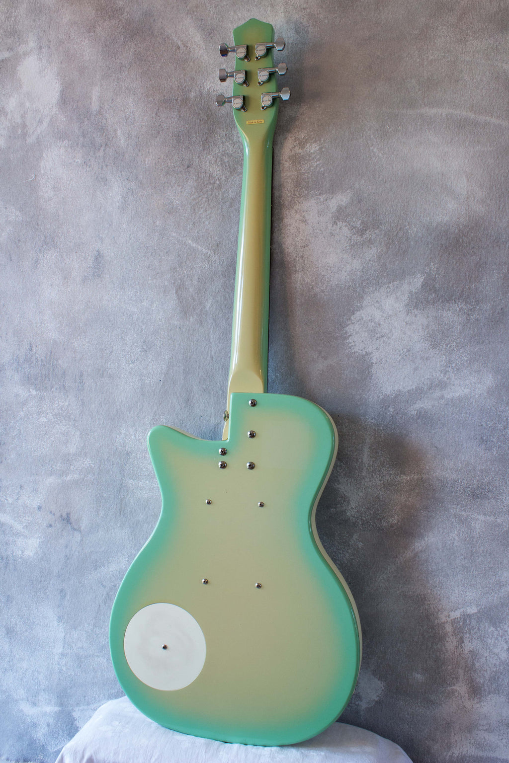 Danelectro 56 U2 Surf Green Burst 1998