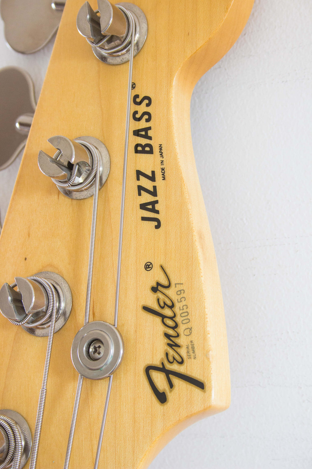 Fender Japan '75 Reissue Jazz Bass JB75-90US Vintage White