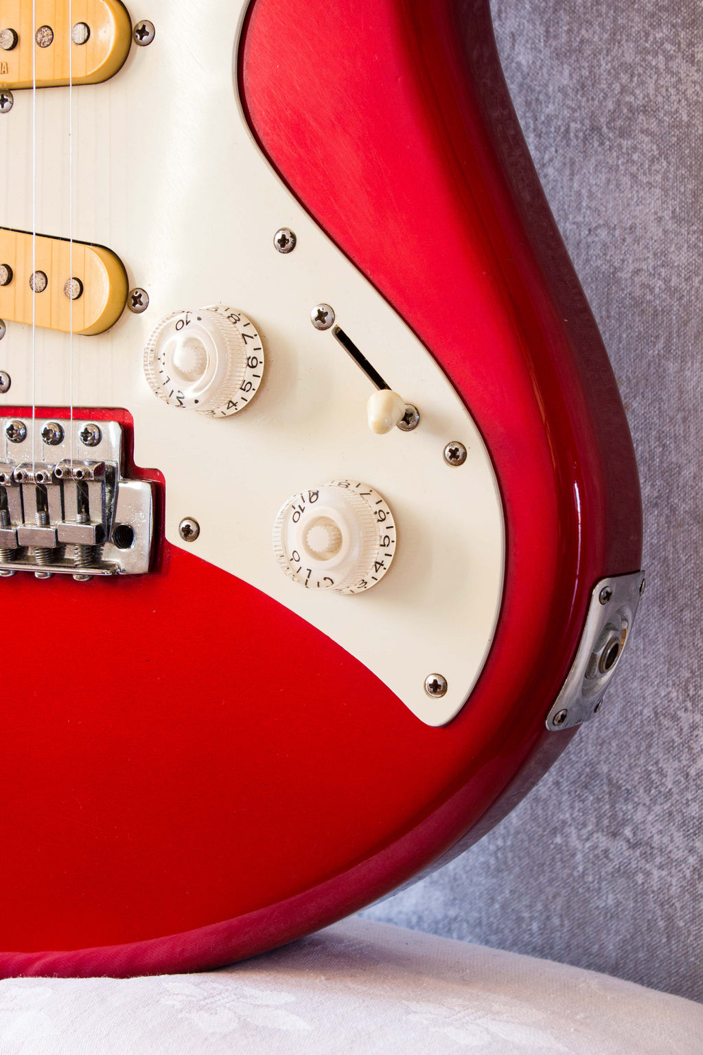 Yamaha SS-300 Candy Apple Red 1982