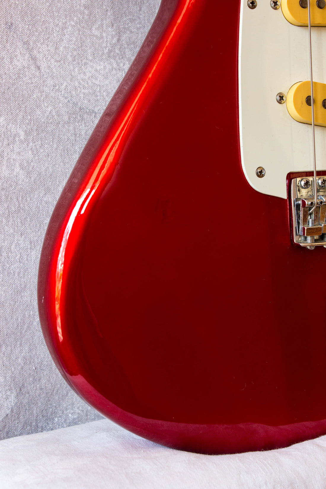 Yamaha SS-300 Candy Apple Red 1982