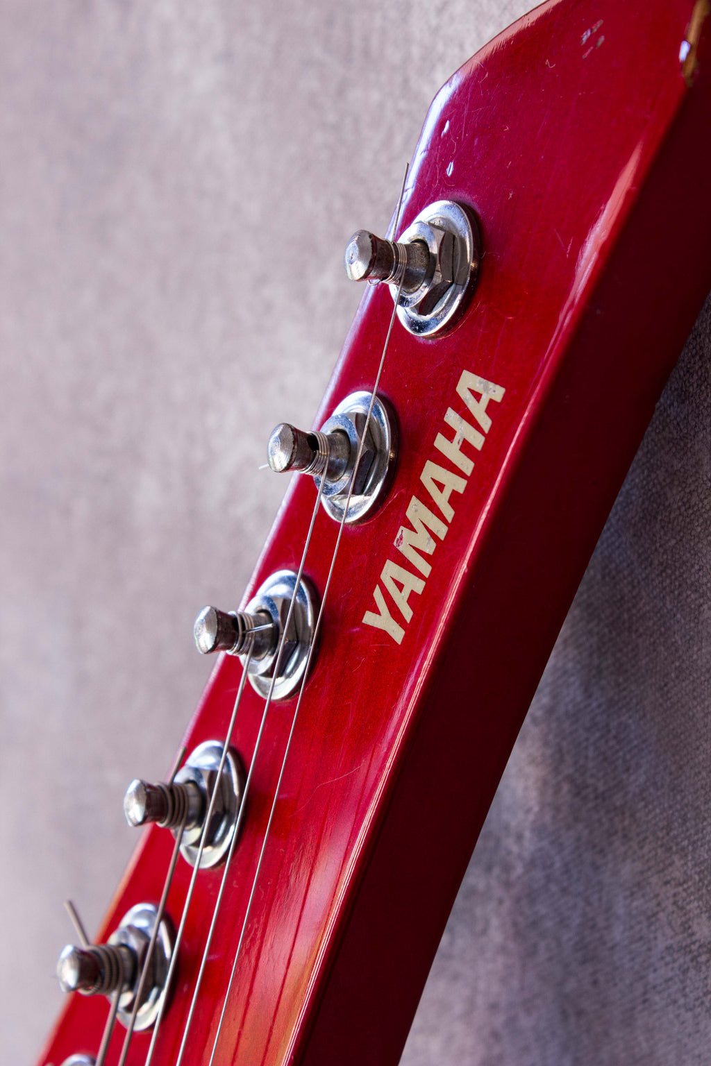 Yamaha SS-300 Candy Apple Red 1982