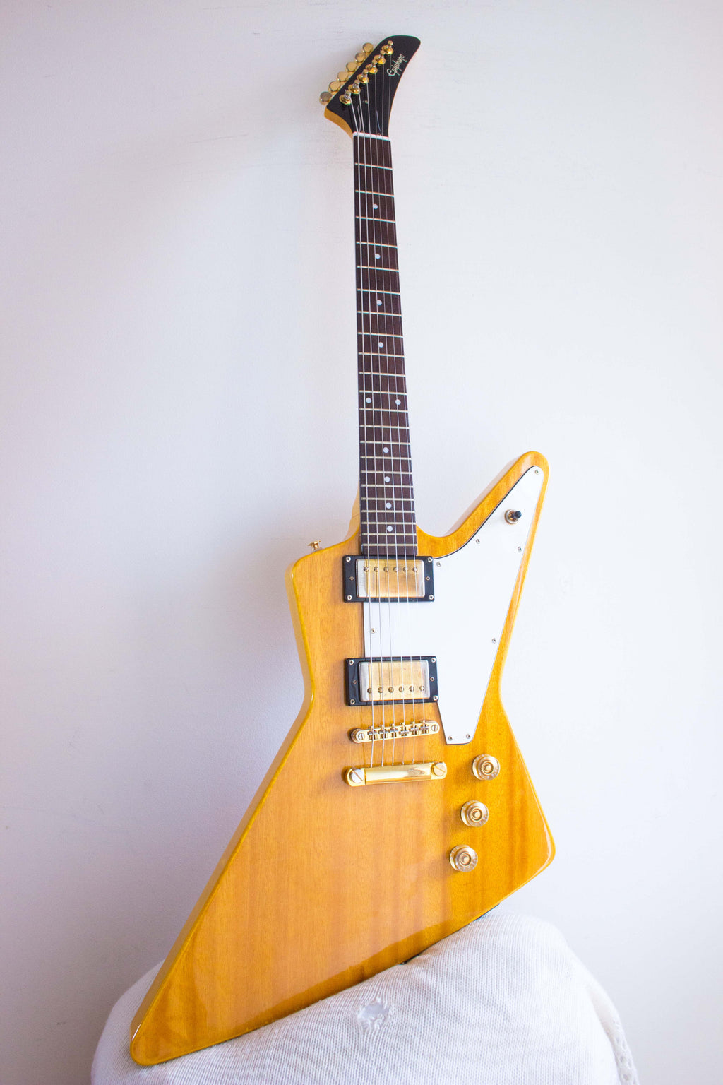 Epiphone 1958 Korina Explorer Natural 2007