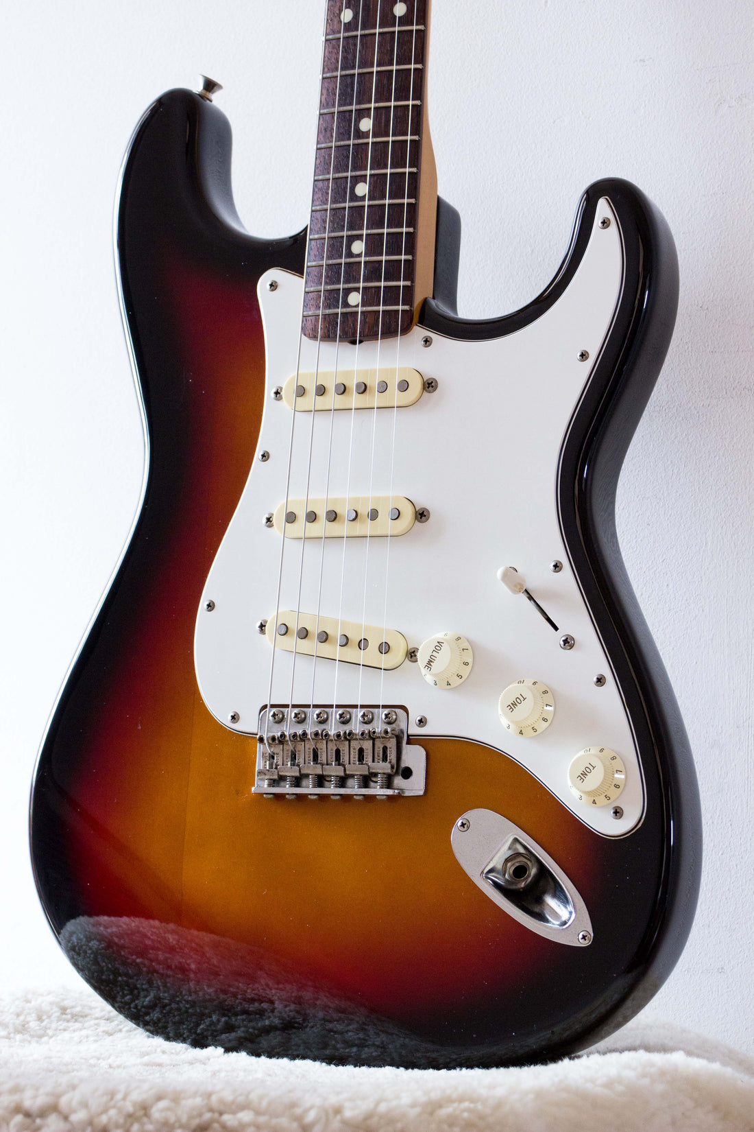 Fender Japan '62 Reissue Stratocaster ST62-53 Sunburst 1993