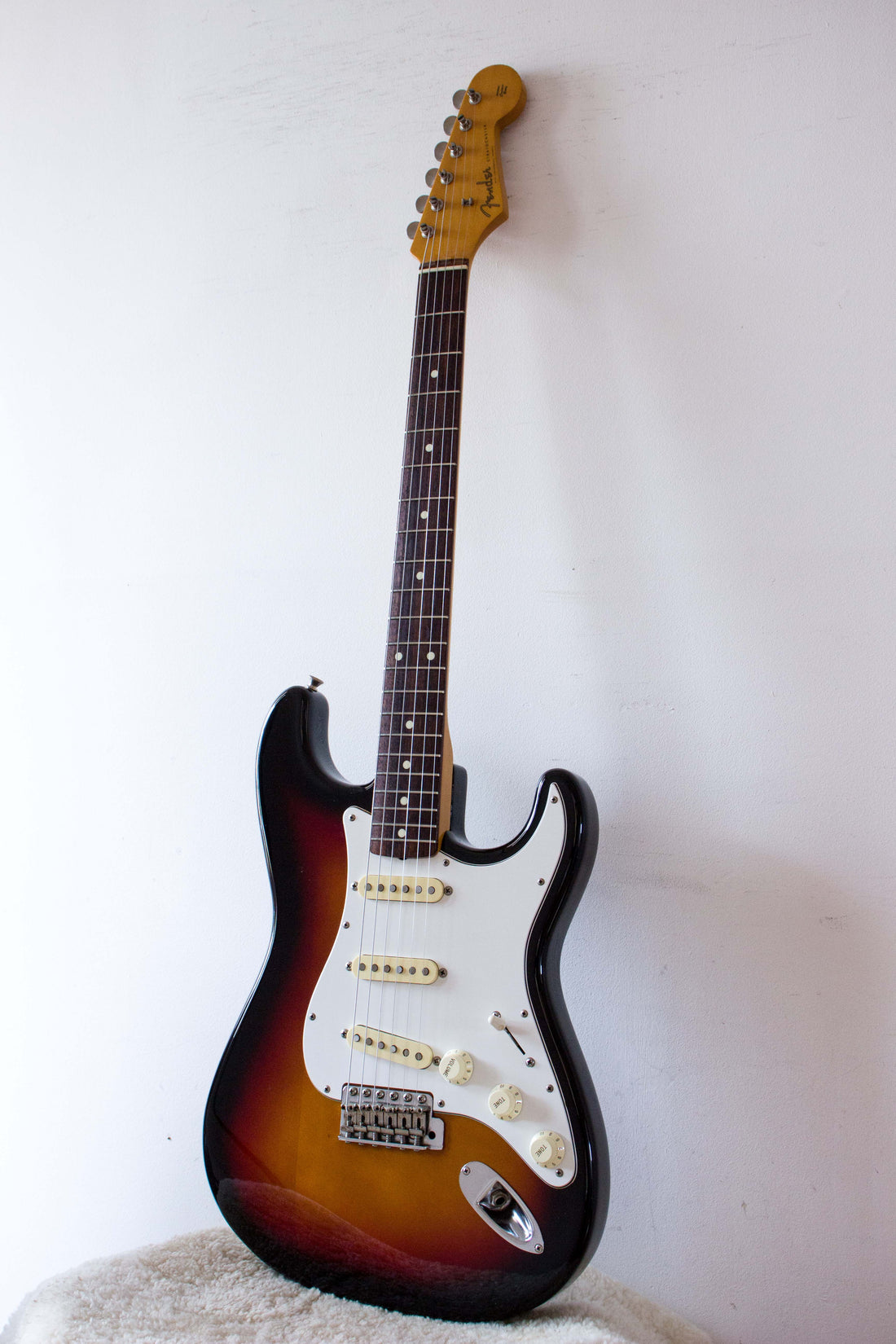 Fender Japan '62 Reissue Stratocaster ST62-53 Sunburst 1993