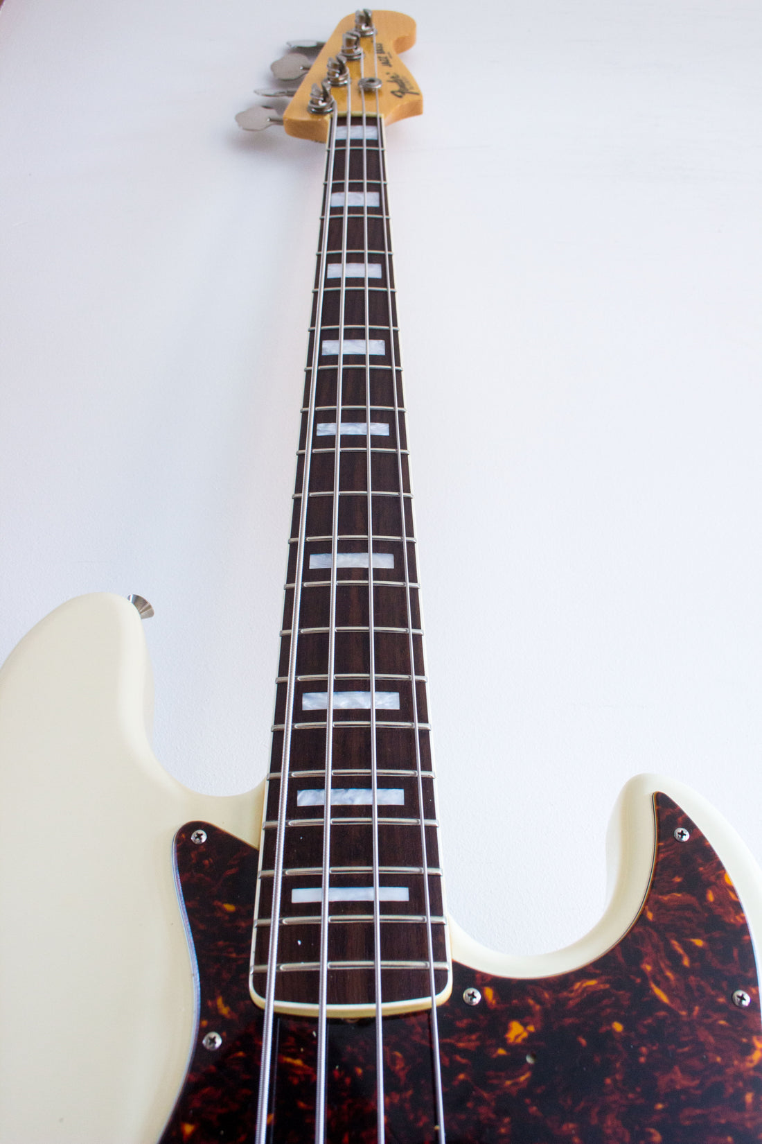 Fender Japan '75 Reissue Jazz Bass JB75-90US Vintage White