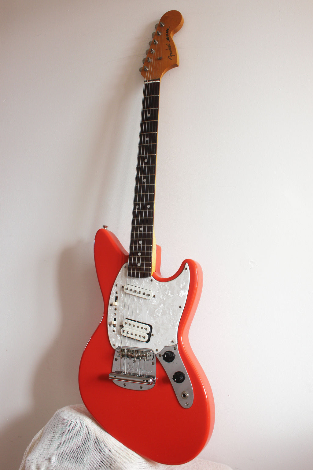 Used Fender Jag-Stang Fiesta Red