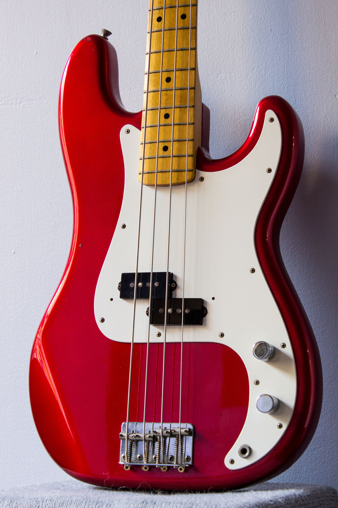 Fender Japan '57 Precision Bass PB57-53 Candy Apple Red 1993