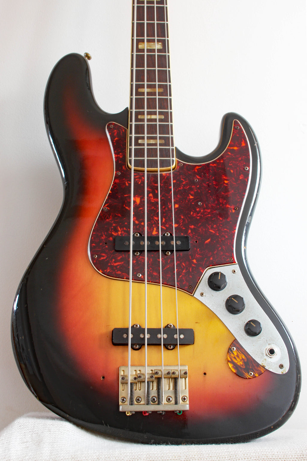 Used Greco Jazz Bass Sunburst 70s