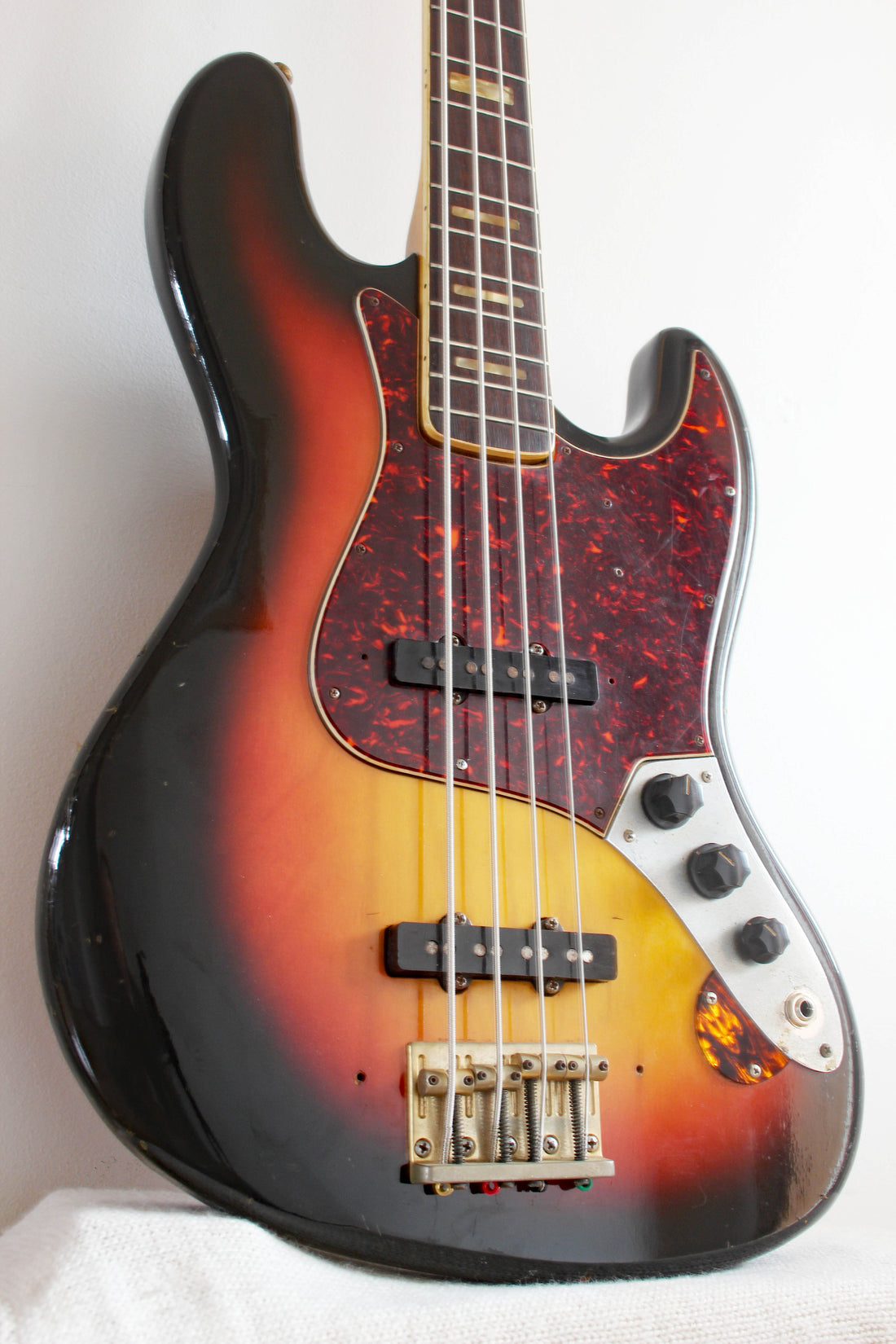 Used Greco Jazz Bass Sunburst 70s