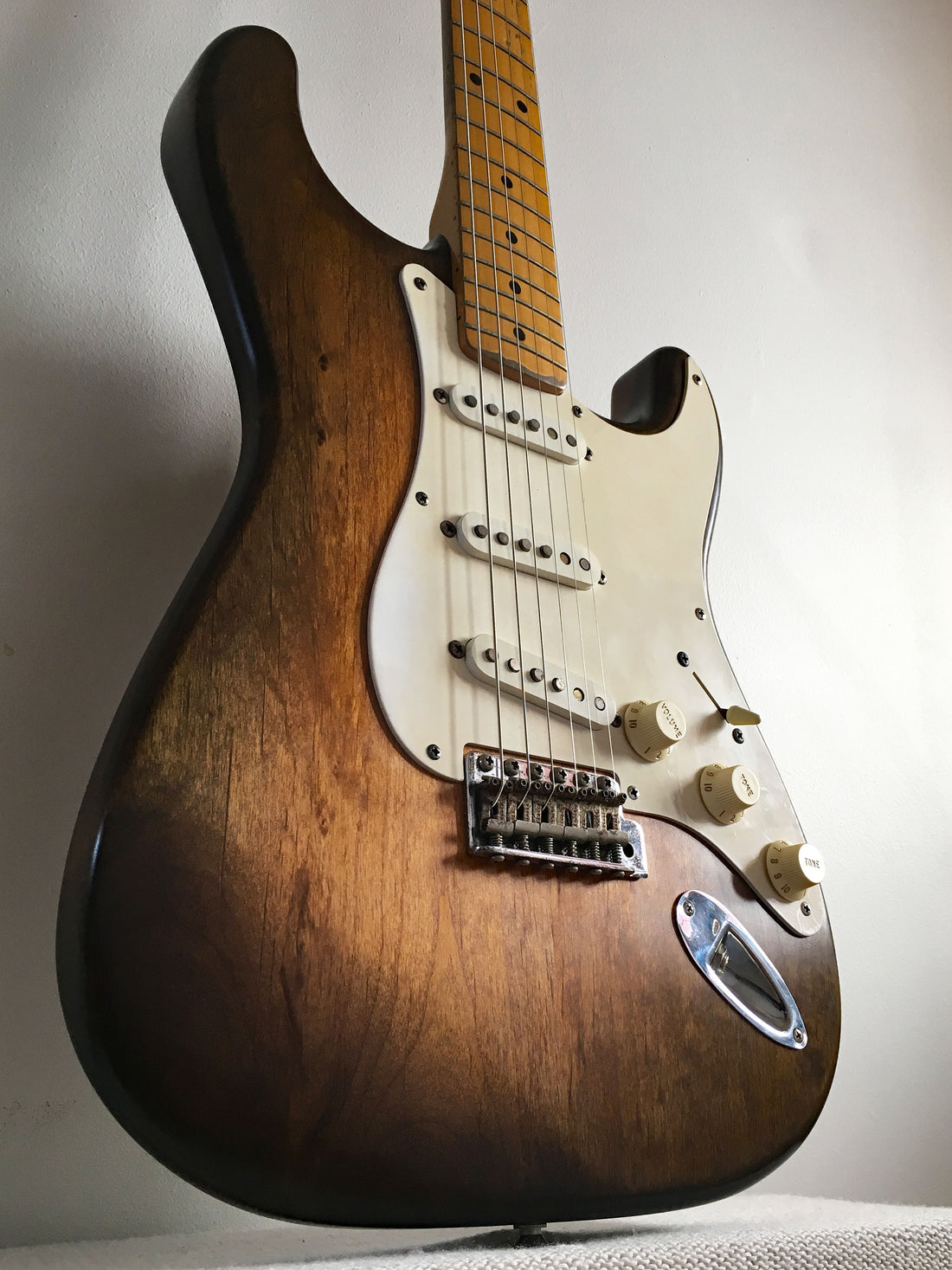 Used Fender-JPGW Stratocaster '57 Reissue Hand Rubbed Sunburst