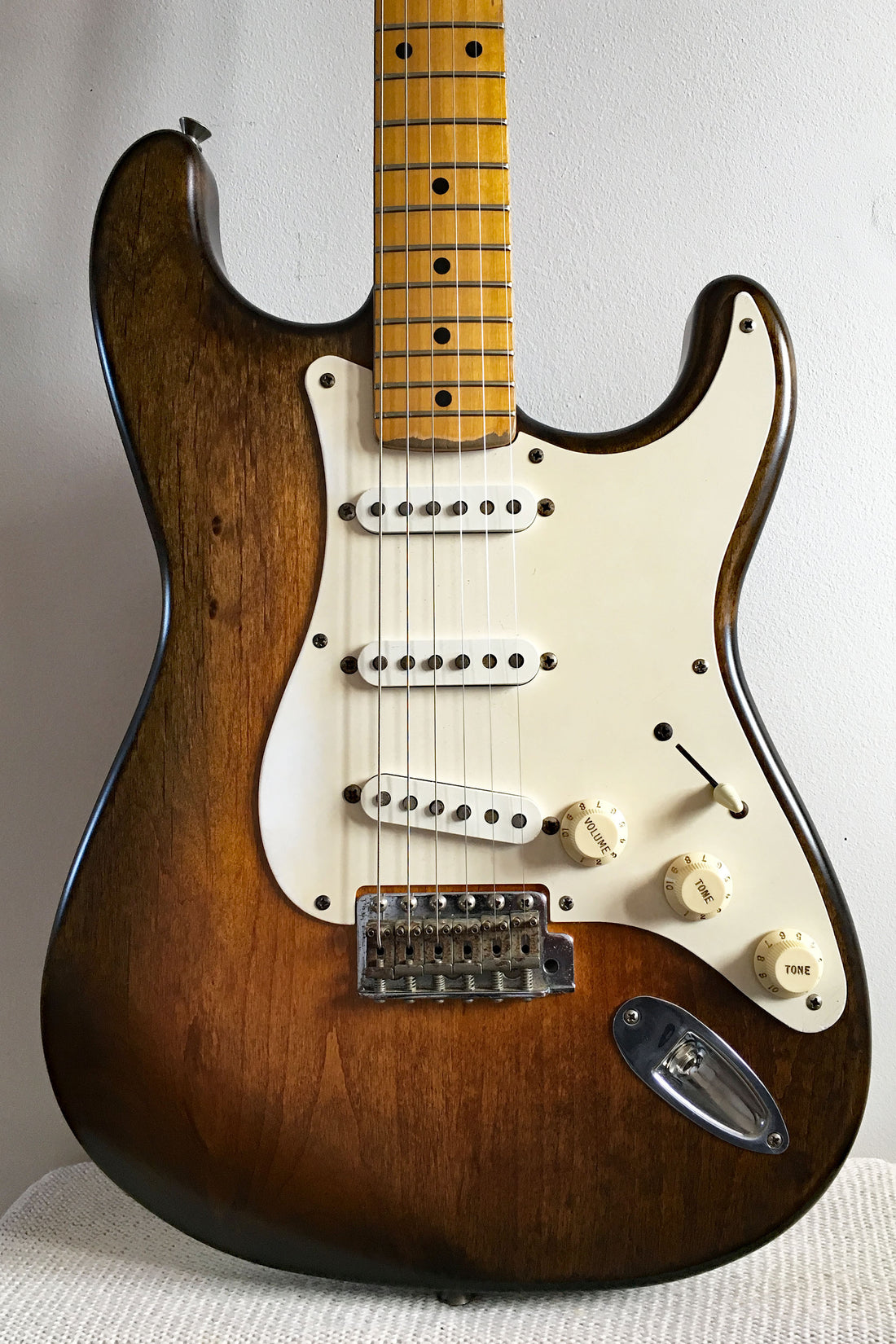 Used Fender-JPGW Stratocaster '57 Reissue Hand Rubbed Sunburst