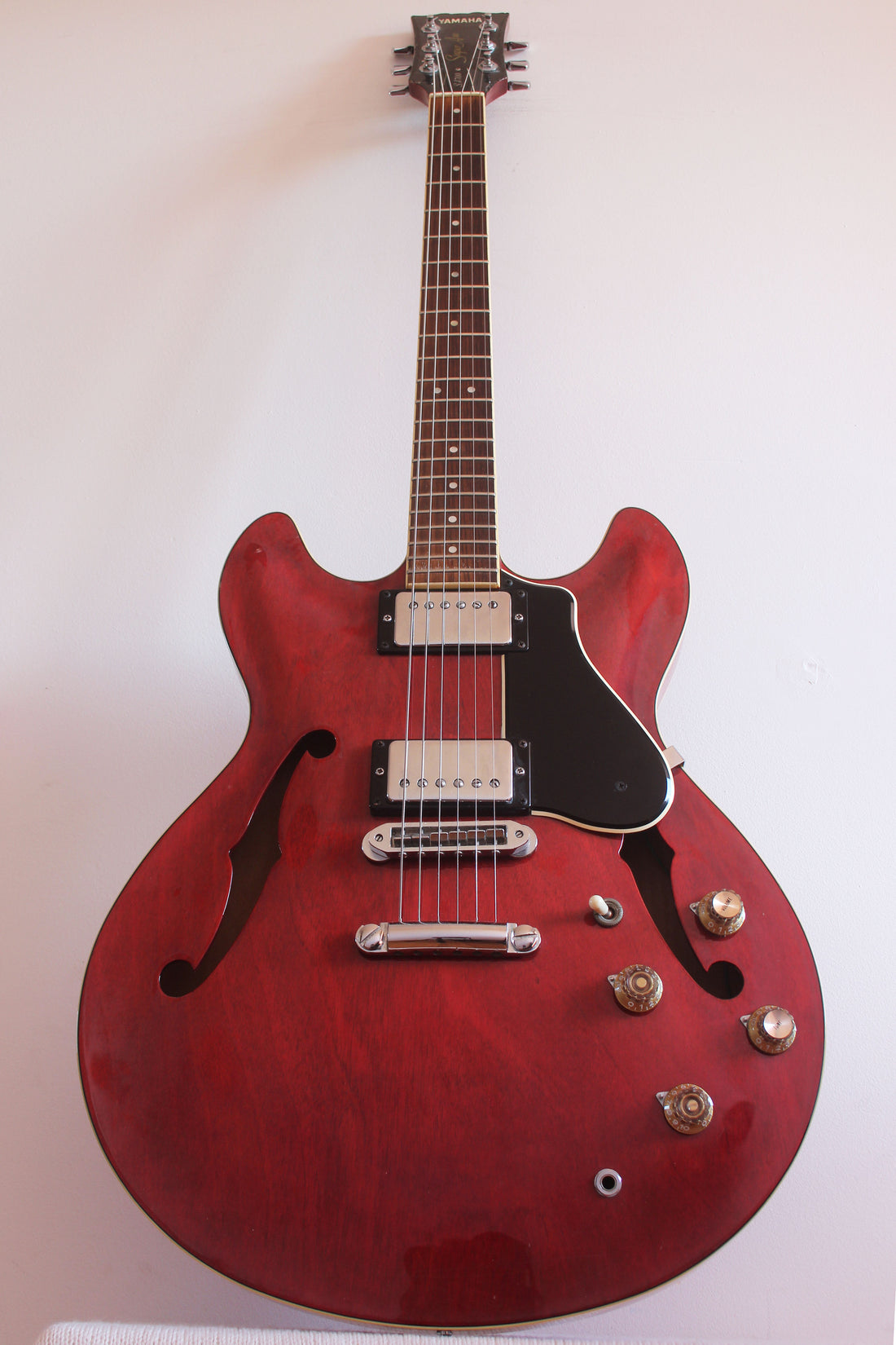 Used Yamaha SA700 Super Axe Semi-Hollow 1978