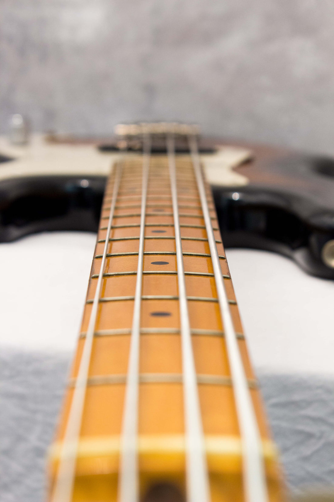 Fender Japan '57 Precision Bass PB57-55 Sunburst 1986