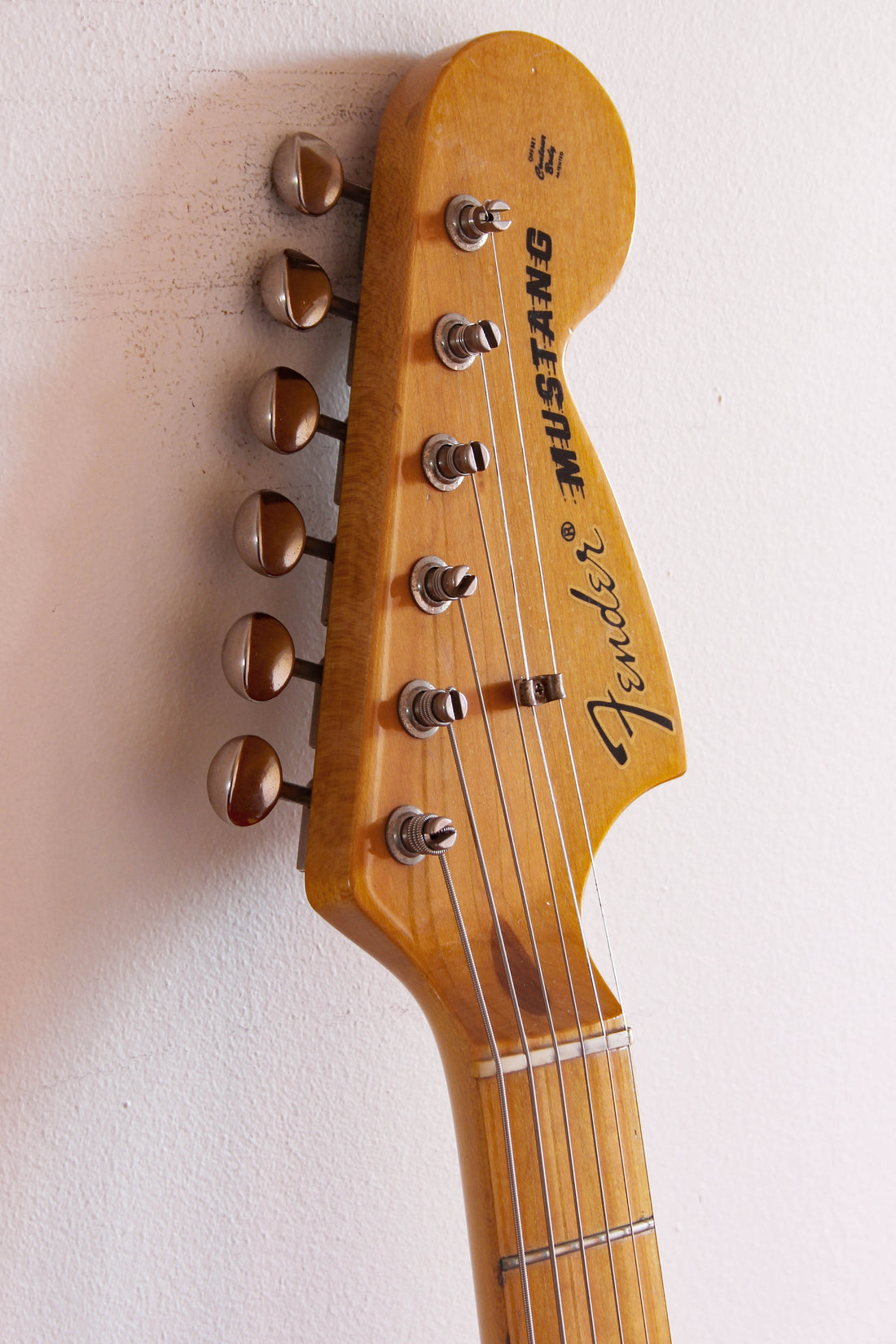 Used Fender Mustang '77 Reissue Natural Finish