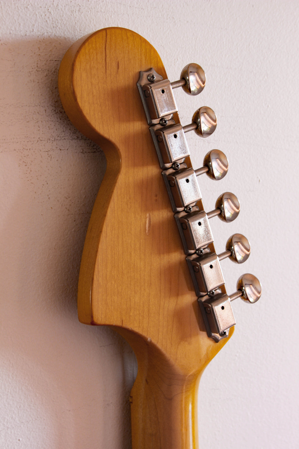 Used Fender Mustang '77 Reissue Natural Finish