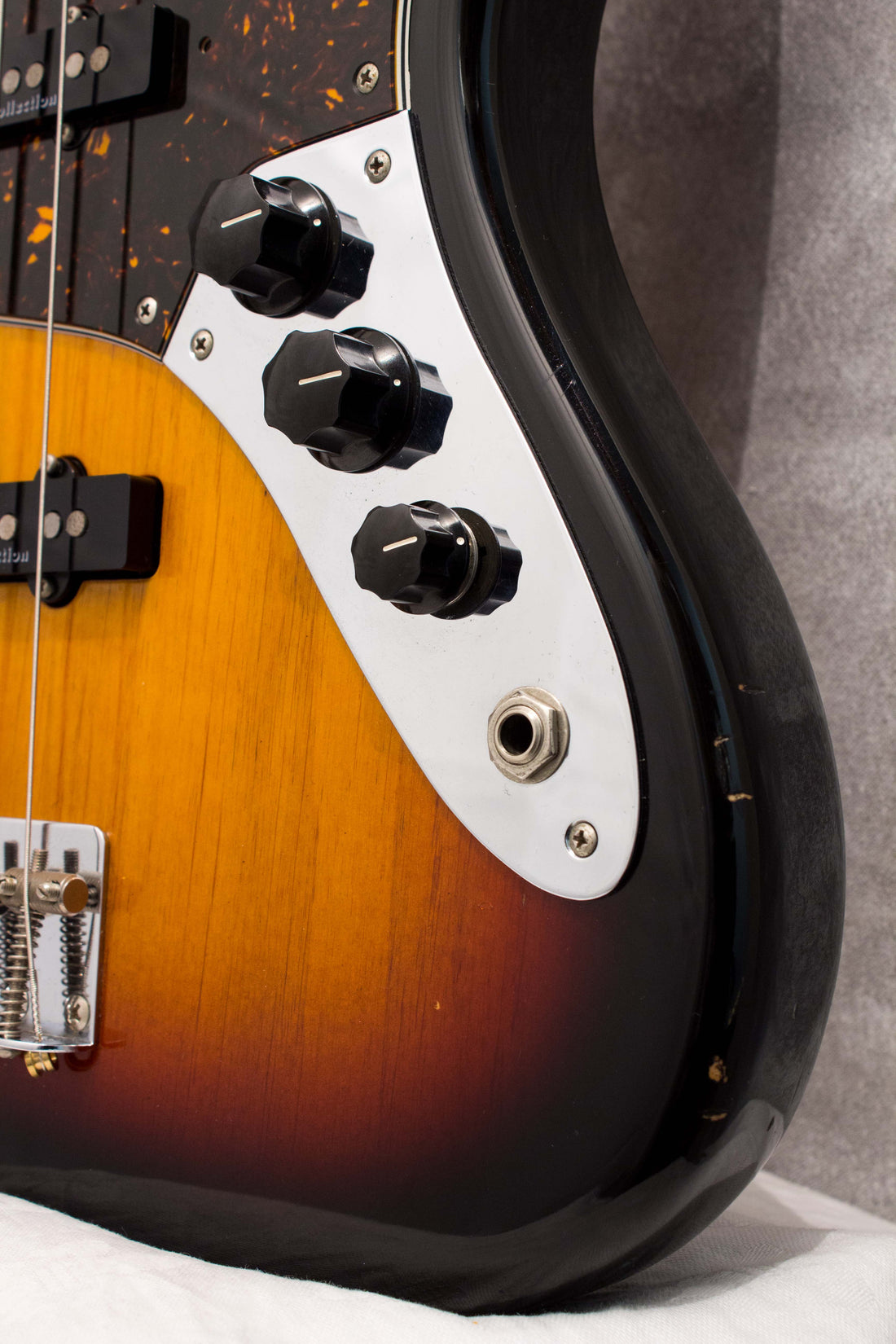 Fender Japan '62 Jazz Bass JB62-VSP/DMC Sunburst 2007