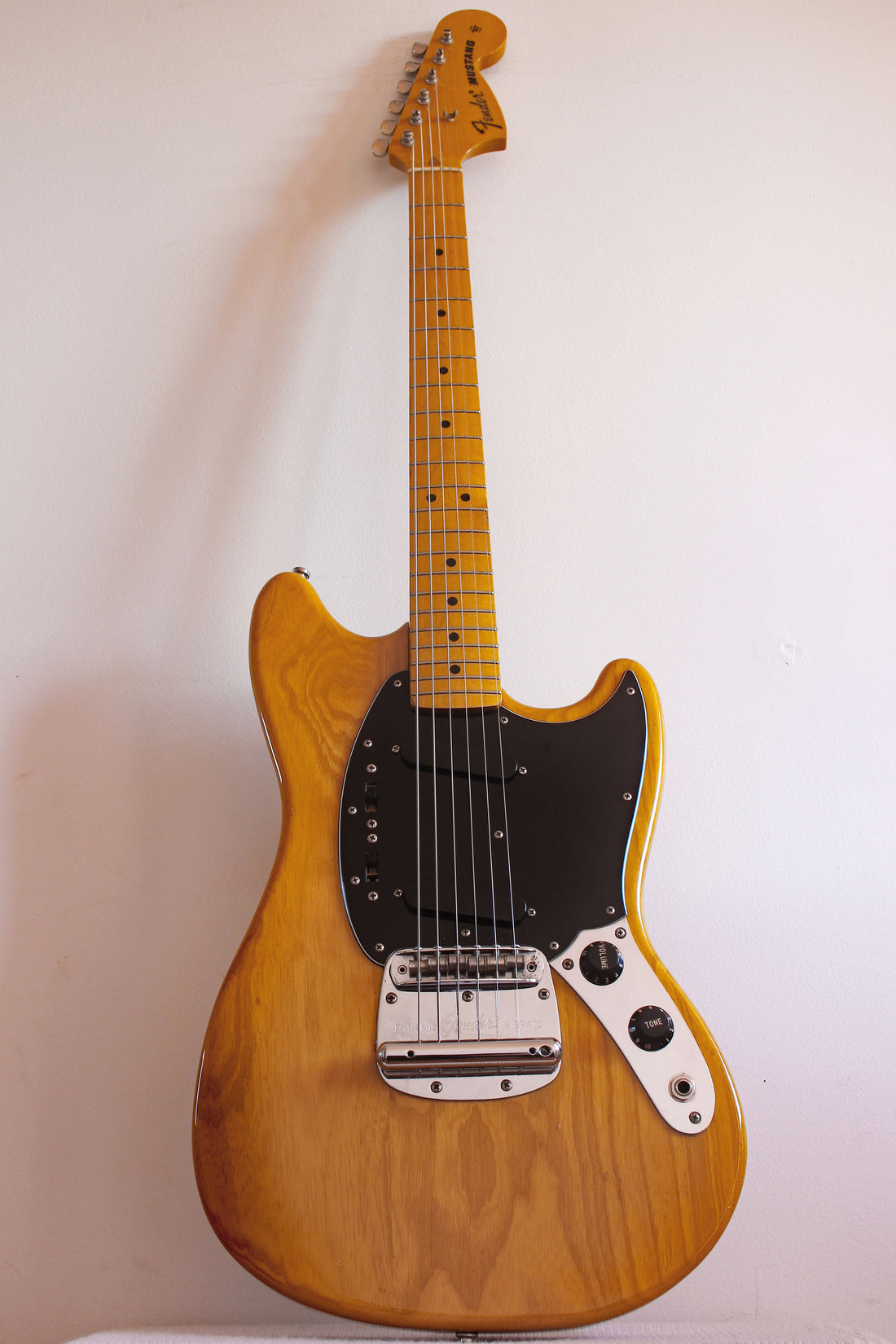 Used Fender Mustang '77 Reissue Natural Finish