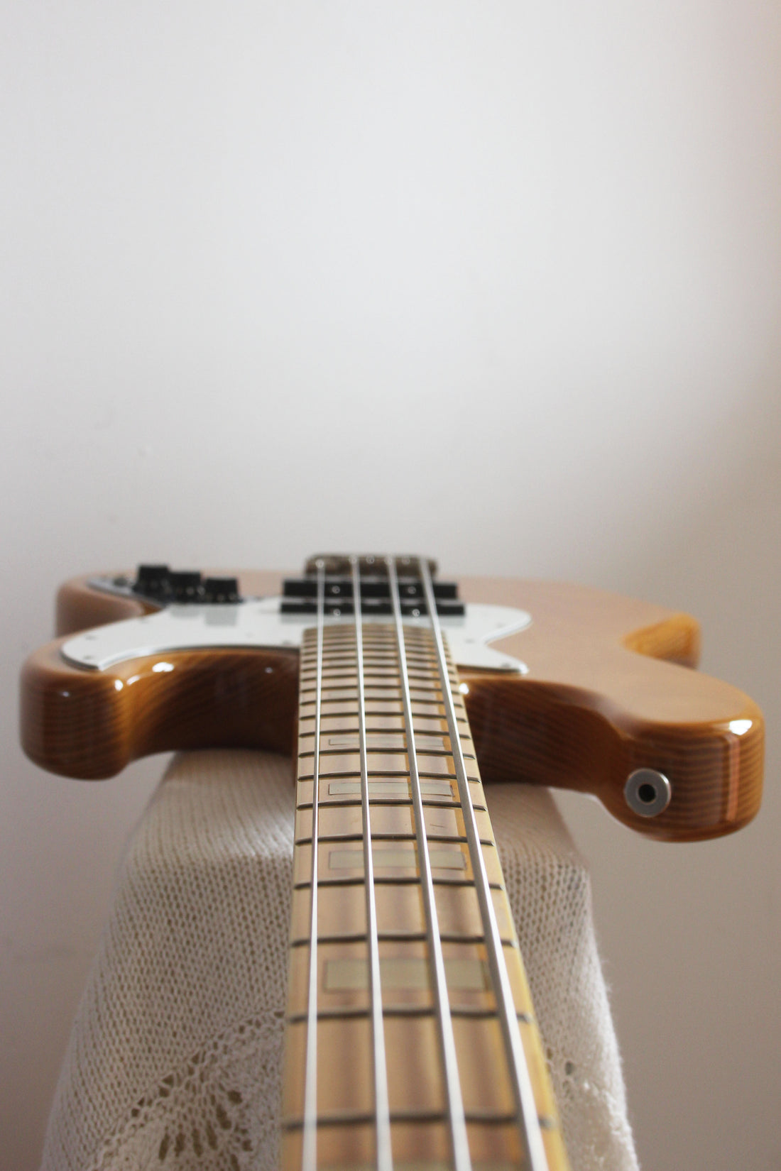 Used Fender Jazz Bass '75 Reissue Natural 1984-7