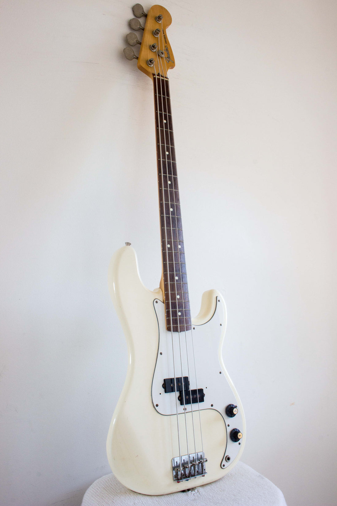 Fender Japan Japan Standard Precision Bass PB-43 Vintage White 1999-02