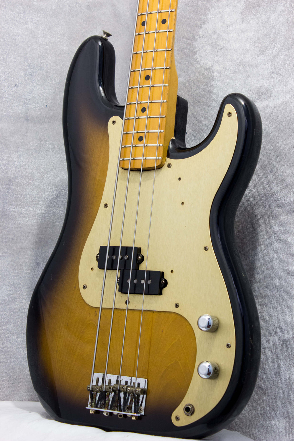 Fender Japan '57 Precision Bass PB57-95 Sunburst JV Serial 1982