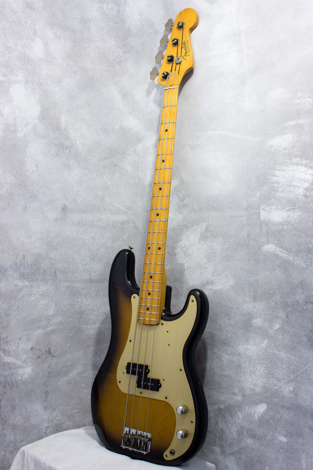 Fender Japan '57 Precision Bass PB57-95 Sunburst JV Serial 1982