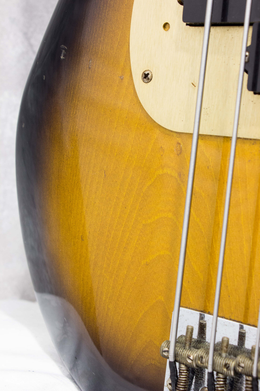 Fender Japan '57 Precision Bass PB57-95 Sunburst JV Serial 1982