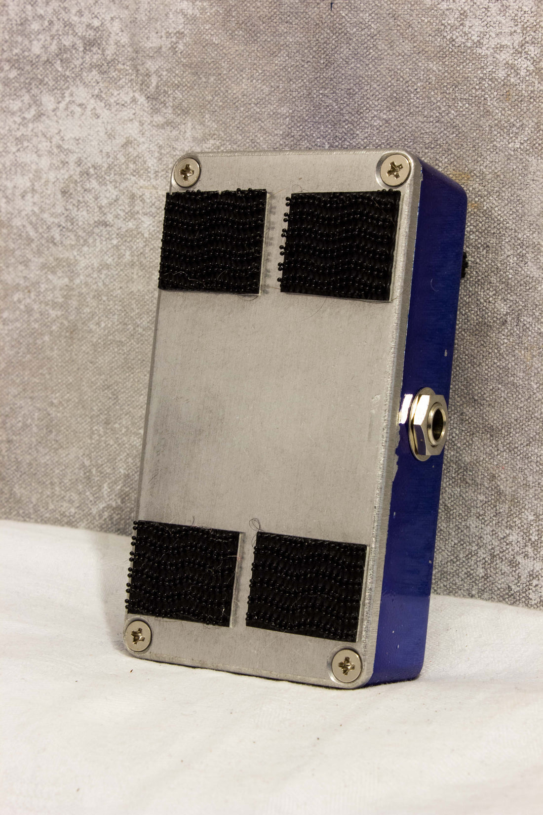 Bearfoot FX Sea Blue EQ Pedal