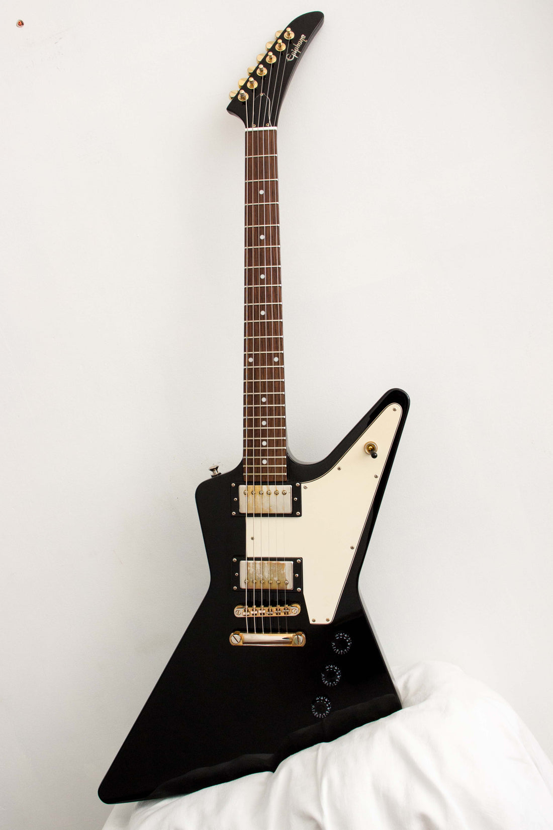 Epiphone 1958 Korina Explorer Black 2008