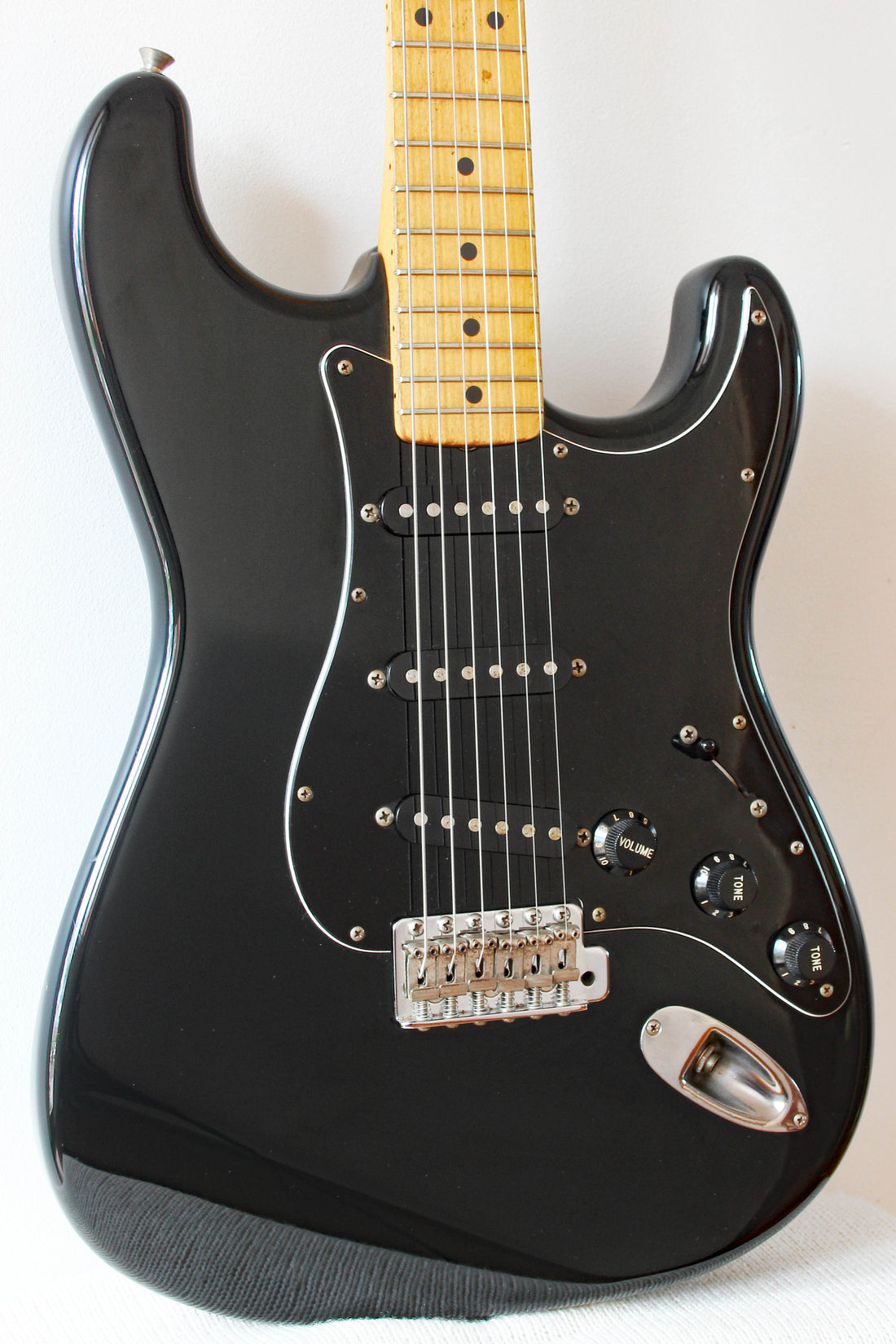 Used Squier Stratocaster Silver Series Black SST33 1992/93