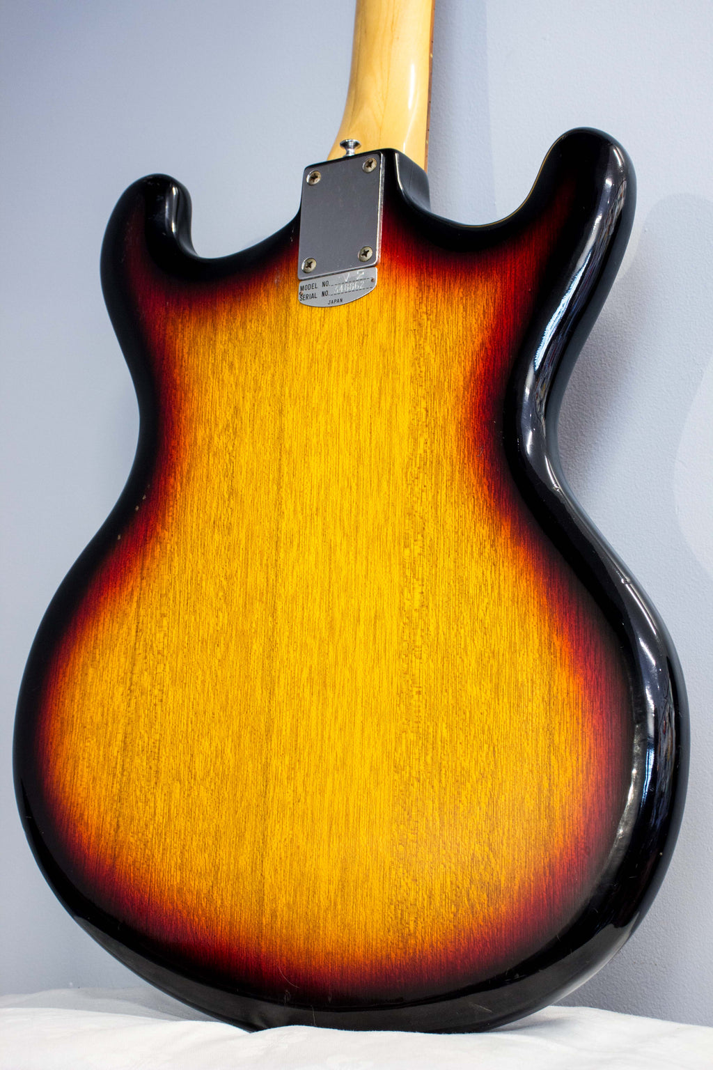 Teisco V-2 Ventures Style Sunburst 1968