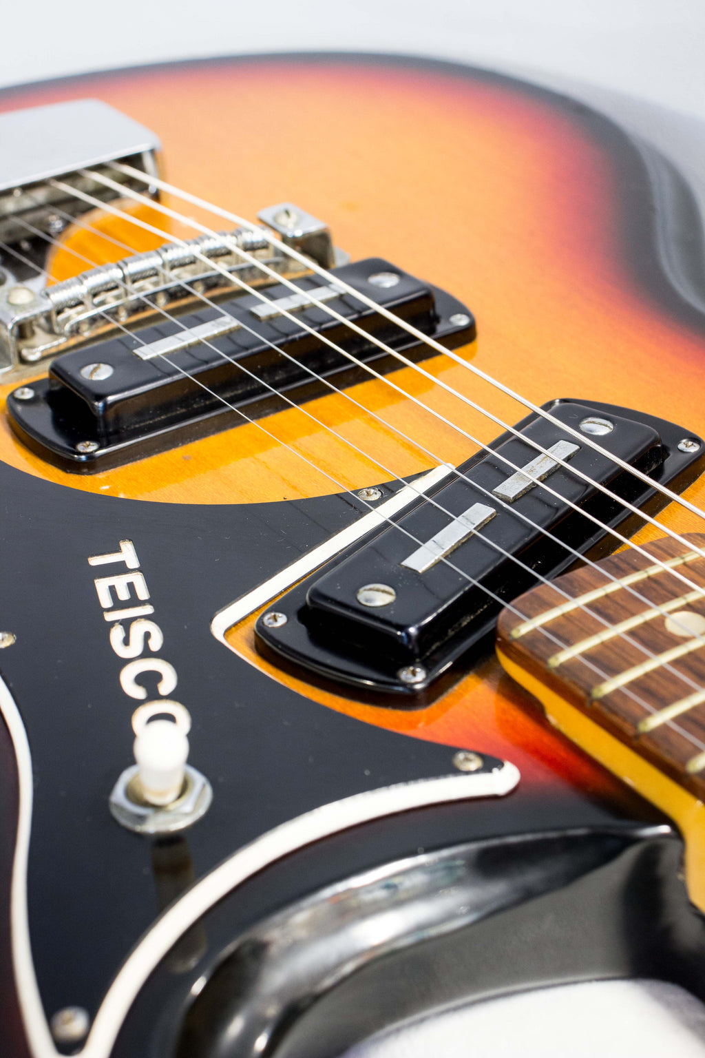 Teisco V-2 Ventures Style Sunburst 1968