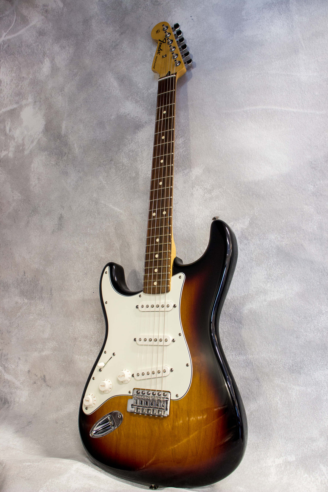 Fender Standard Stratocaster Sunburst Left Handed 2012