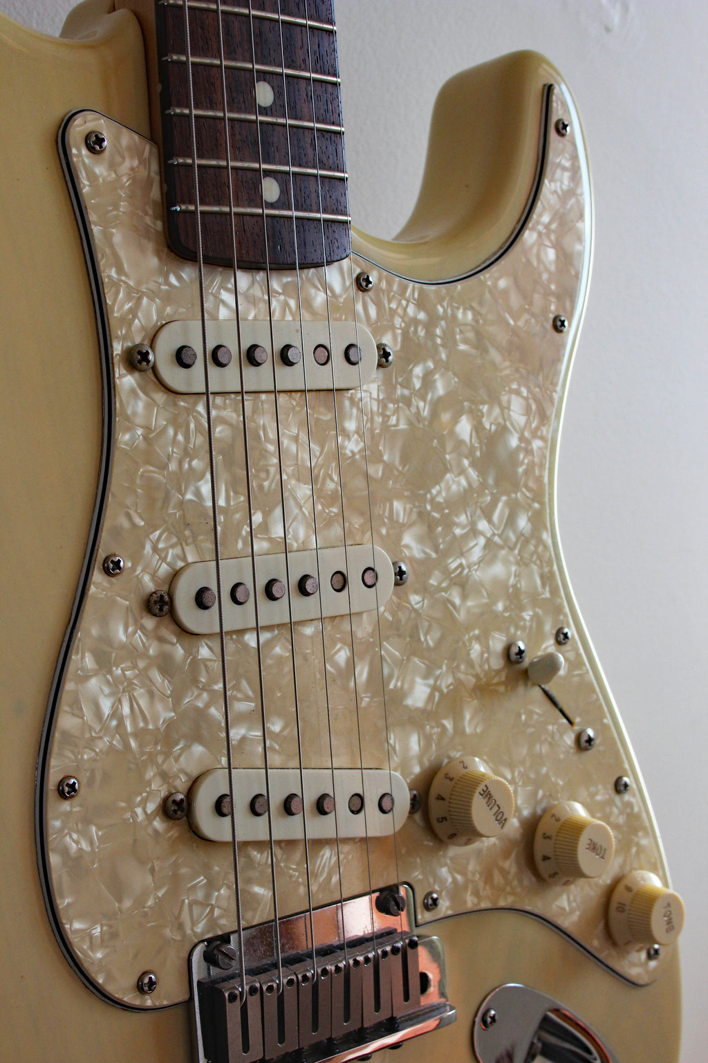 Used Fender American Standard Stratocaster Honey Blonde Modded