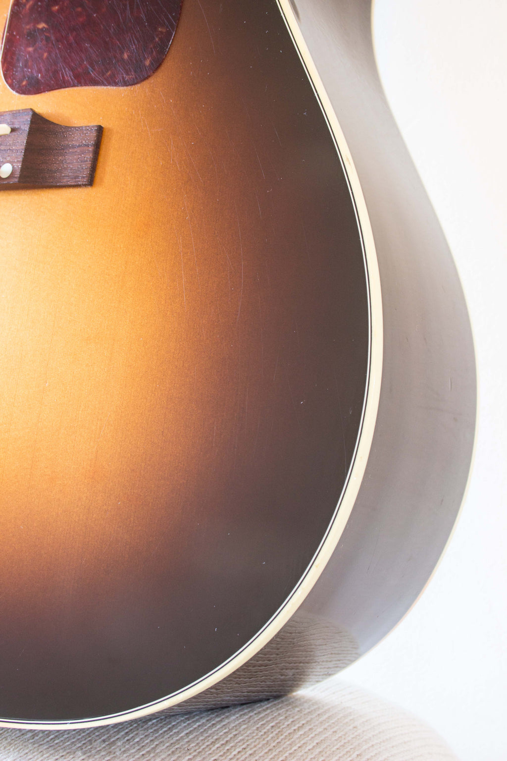 Gibson J-45 Standard Sunburst Dreadnought 2010