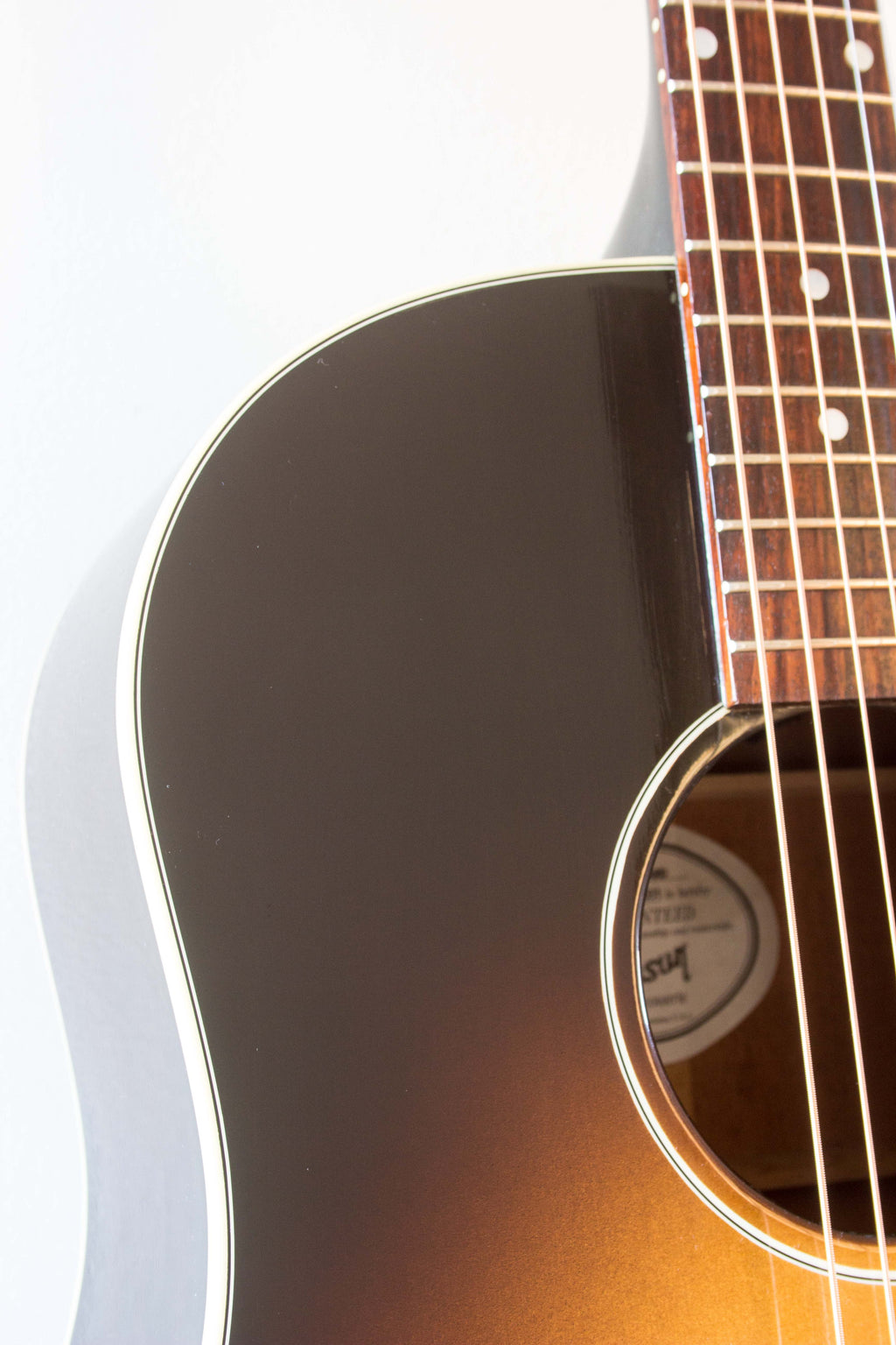 Gibson J-45 Standard Sunburst Dreadnought 2010